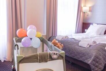 هتل City Center Rooms Piotrkowska 91