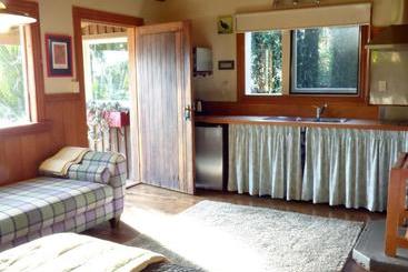 هتل Hydrangea Cottages