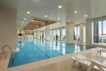 هتل Ramada Jiaxing