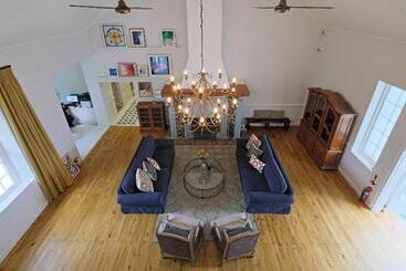 Chapter House Boutique Hotel By The Living Journey Collection