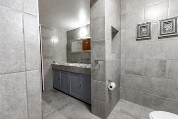 هتل Selati 103 Guest Cottages