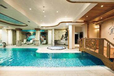 هتل Trofana Wellness & Spa