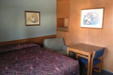 Jamestown Motel