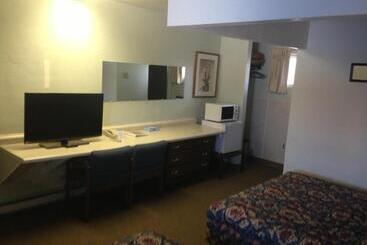 Jamestown Motel