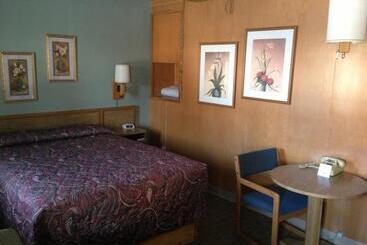 Jamestown Motel