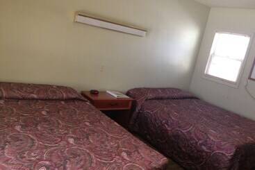 Jamestown Motel