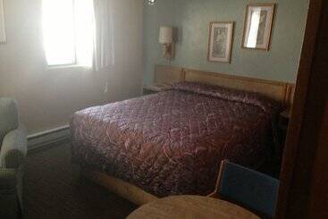 Jamestown Motel