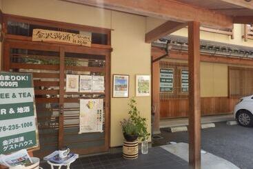 Yuwaku Guesthouse   Hostel
