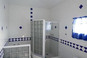 تختخواب و صبحانه C&d Residential Penthouse