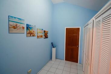 تختخواب و صبحانه C&d Residential Penthouse