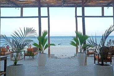Ha Beach Hotel Zanzibar
