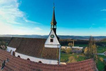 هتل Chrischona Berg