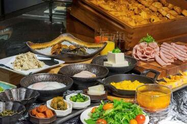 هتل Grand Mercure Okinawa Cape Zanpa Resort