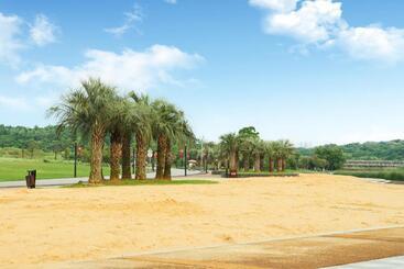 هتل Holiday Inn Express Changsha Development Zone, An Ihg