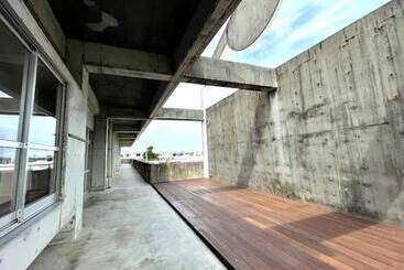 هتل Livinganywhere Commonsうるま Female Dormitory  Vacation Stay 15532v