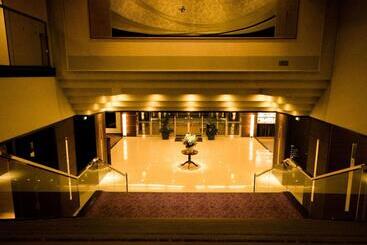 هتل Mercure Noto Resort & Spa