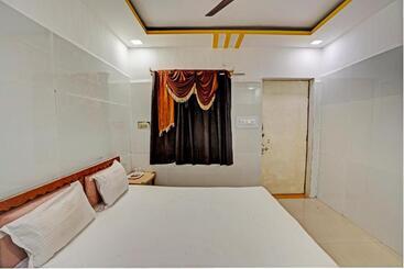 Oyo Hotel Surya Dev