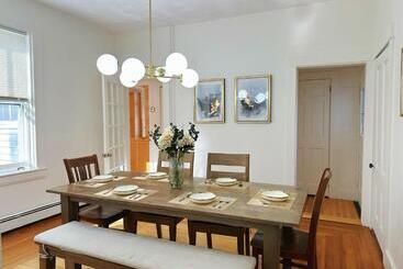 פנסיון 2b1bentire Place Modern Comfort With Old Charm