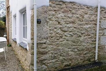 پانسیون Primrose Cottage