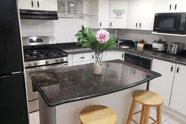بنسيون Tidy Private Rooms With Full Kitchen
