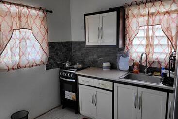 Silverbuttons Apartments & Eats