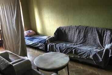 T9b Hostel