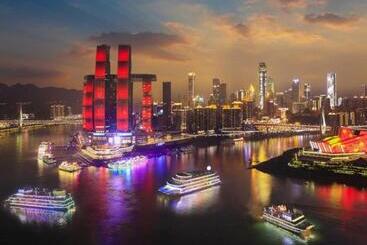 Wuyu Hotel, Smart Park & Happy Valley Jinshansi Metro