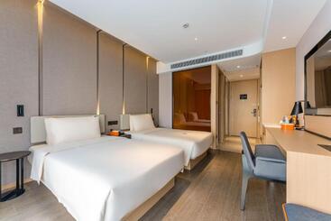 Atour Hotel Beijing Dahongmen Yintai