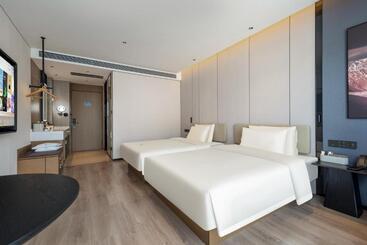 Atour Hotel Zhoushan Putuo Banshengdong Wharf