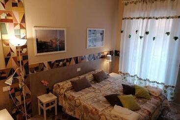 تختخواب و صبحانه Dimora Pascali   Relax & Holiday