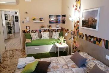 تختخواب و صبحانه Dimora Pascali   Relax & Holiday