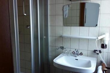 تختخواب و صبحانه Gästehaus Maschler