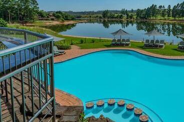 Blue Zone Leisure At Pine Lake Inn Resort