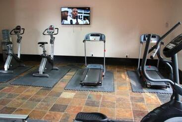 Blue Zone Leisure At Pine Lake Inn Resort
