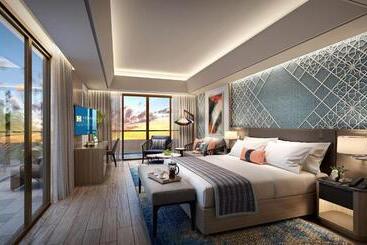 هتل Henann Premier Coast Resort