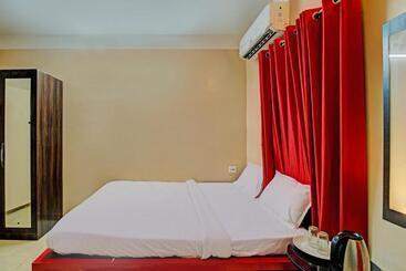 هتل Oyo Ganapati Bhawan Homestay