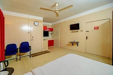 هتل Oyo Ganapati Bhawan Homestay