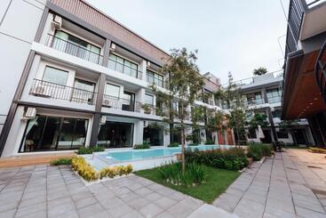 هتل Phu Sakon Ville