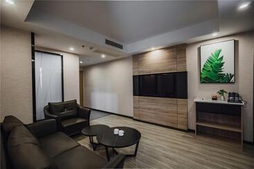 هتل Thank Inn Plus Weifang Kuiwen District Century Taihua People S Hospital