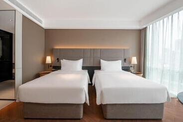 Intercity Hotel Futian Zhongzhou Bay