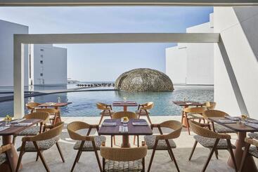 Major Resort Brand