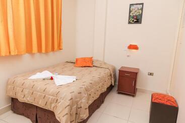 پانسیون Hostal Punta Arenas
