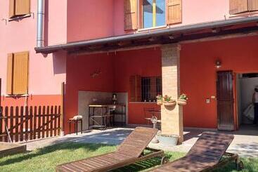 پانسیون Il Conte Di Montechiaro Rural B&b