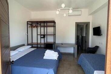 پانسیون Policaretto Rooms