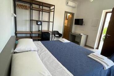 پانسیون Policaretto Rooms