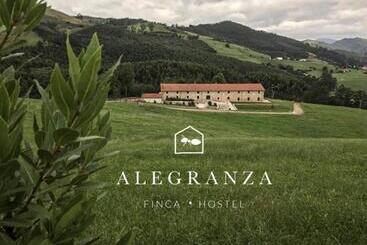 هاستل Finca Alegranza