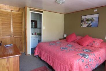 هاستل Hostal Blanca Estela