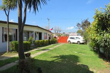 هاستل Hostal Blanca Estela