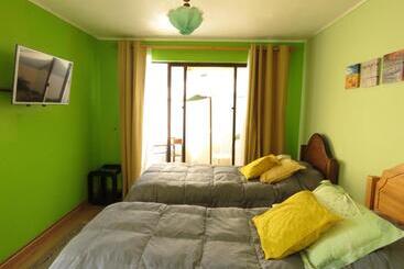 هاستل Hostal Blanca Estela