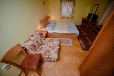 تختخواب و صبحانه Apartmani Park Kod Novice